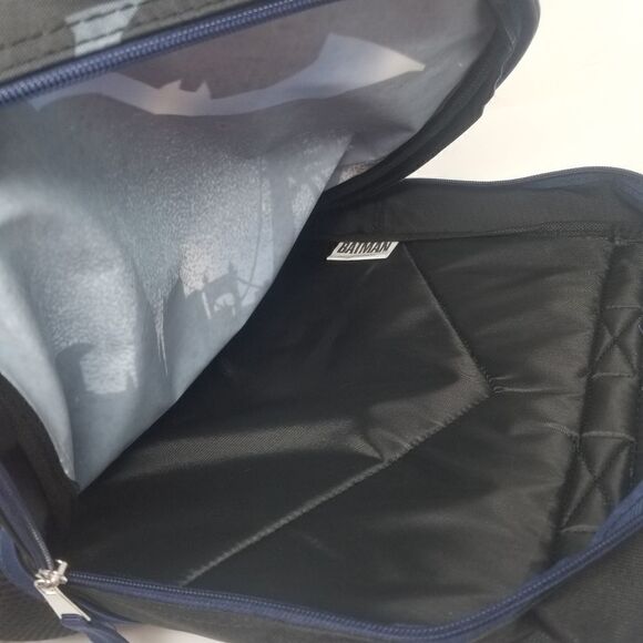 NWT. DC The Batman Backpack. Black. Red. Full size. - Picture 13 of 14